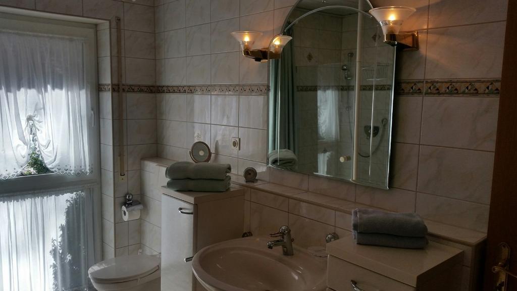 Hotel-Pension Haus Hubertus Weigendorf Kamer foto