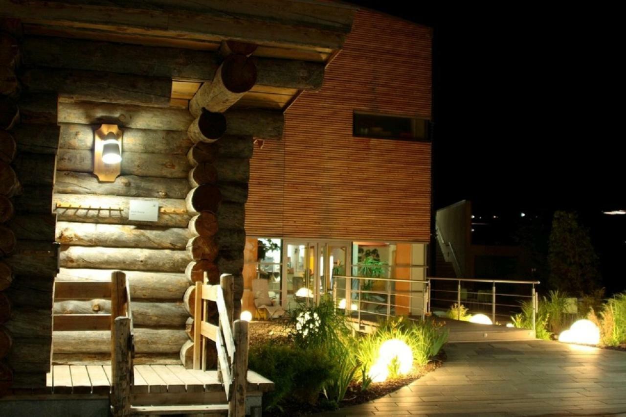 Hotel-Pension Haus Hubertus Weigendorf Buitenkant foto